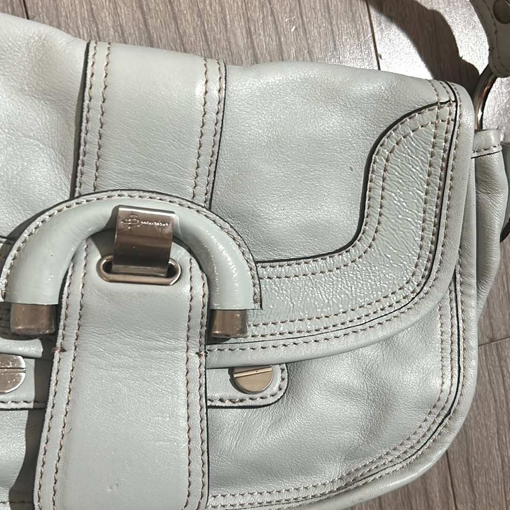 Genuine leather B Makowsky crossbody bag - Picture 2 of 5